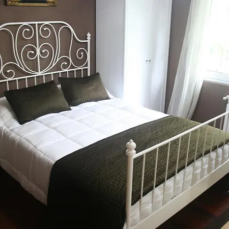 Bed & Breakfast Agro Da Gandarela Teo
