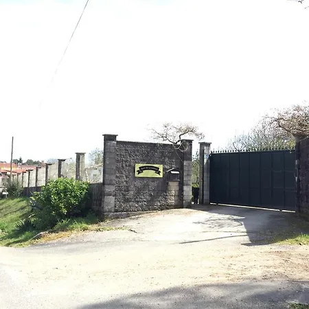 Bed & Breakfast Agro Da Gandarela Teo