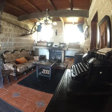 Bed & Breakfast Agro Da Gandarela