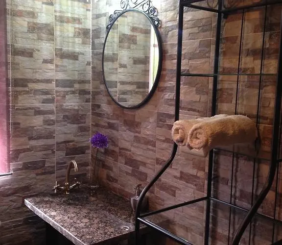 Agro Da Gandarela Bed & Breakfast