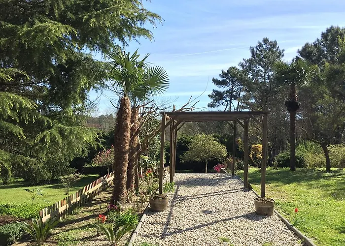 Bed & Breakfast Agro Da Gandarela 3*